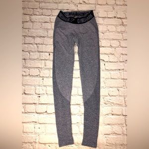 Woman’s Gymshark Leggings XS